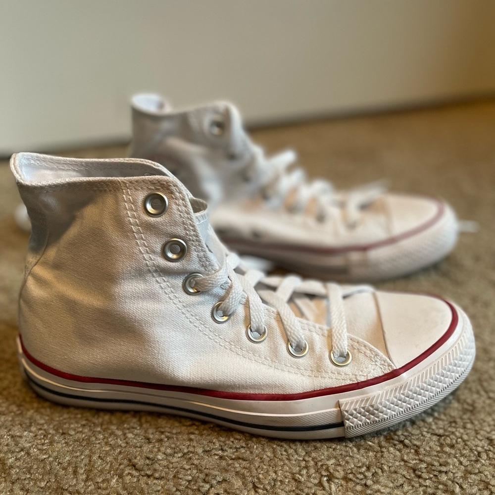 Converse White Chuck Taylor All-Star Sneakers